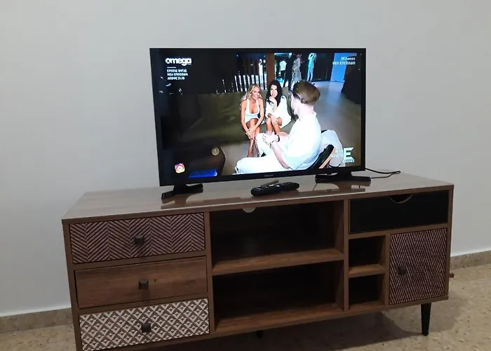 アパート Costas Two-bedroom Ground Floor *