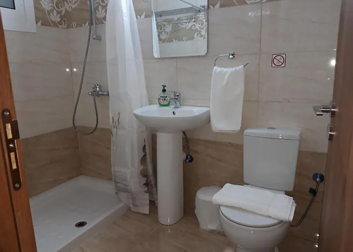 Costas Two-bedroom Ground Floor パ フォス