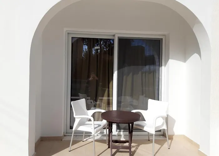 Costas Two-bedroom Ground Floor *