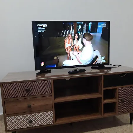 דירה Costas Two-bedroom Ground Floor *