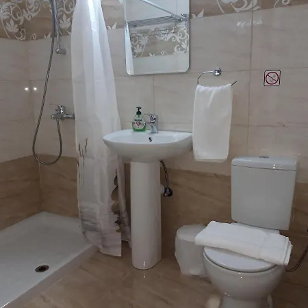 Costas Two-bedroom Ground Floor パ フォス